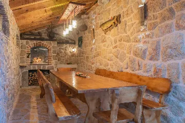 Stone Villa in Šumet with Pool and Jacuzzi