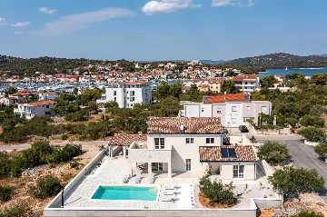 Family Villa in Jezera with Hydromassage Pool