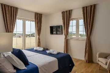 Family Villa in Jezera with Hydromassage Pool