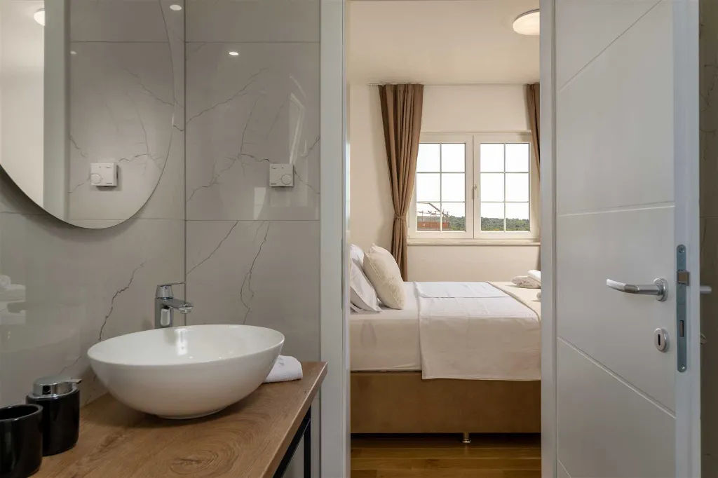 Family Villa in Jezera with Hydromassage Pool