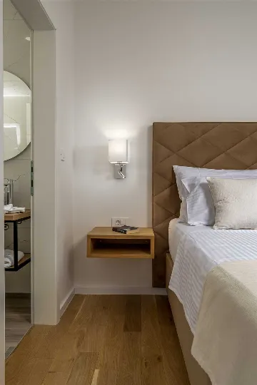 Family Villa in Jezera with Hydromassage Pool