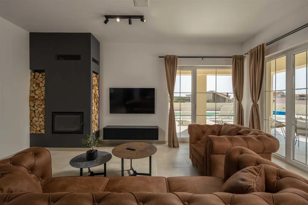 Family Villa in Jezera with Hydromassage Pool
