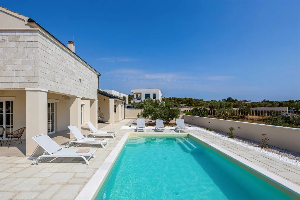 Family Villa in Jezera with Hydromassage Pool