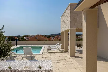 Family Villa in Jezera with Hydromassage Pool