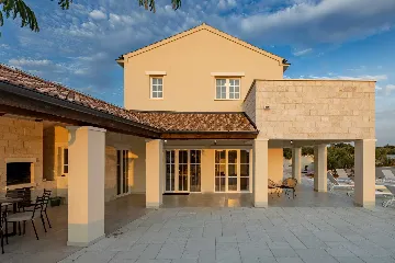 Family Villa in Jezera with Hydromassage Pool