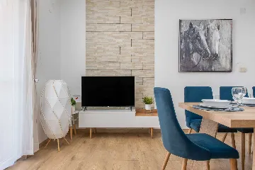 Holiday House in Kladnjice with Heated Private Pool