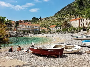 Beachfront Villa in Orebic with Pool and Jacuzzi