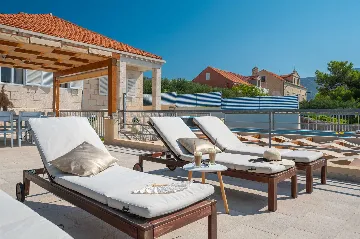Beachfront Villa in Orebic with Pool and Jacuzzi