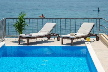 Beachfront Villa in Orebic with Pool and Jacuzzi