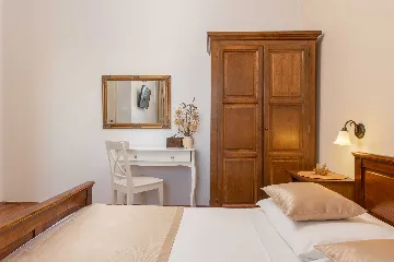 Beachfront Villa in Orebic with Pool and Jacuzzi