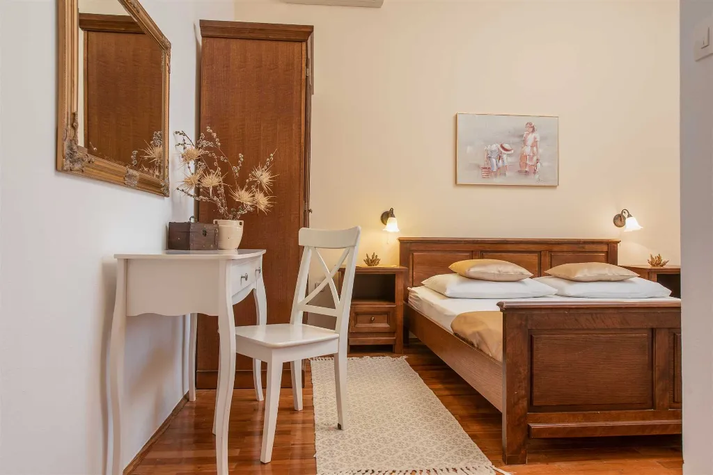 Beachfront Villa in Orebic with Pool and Jacuzzi