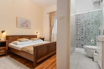 Beachfront Villa in Orebic with Pool and Jacuzzi