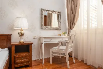 Beachfront Villa in Orebic with Pool and Jacuzzi