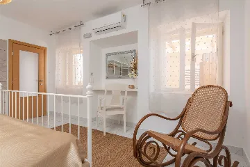 Beachfront Villa in Orebic with Pool and Jacuzzi