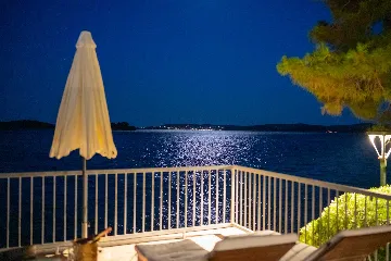 Beachfront Villa in Orebic with Pool and Jacuzzi