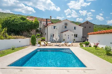 3-Bedroom Holiday House in Slivno with Private Pool