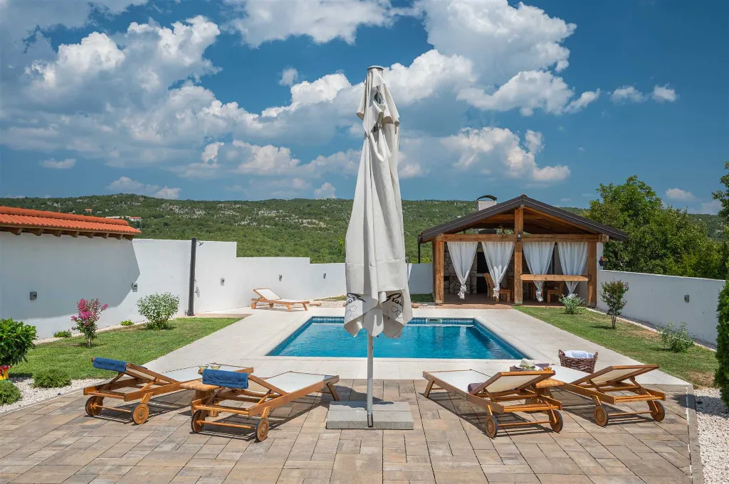 3-Bedroom Holiday House in Slivno with Private Pool