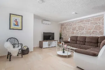 3-Bedroom Holiday House in Slivno with Private Pool