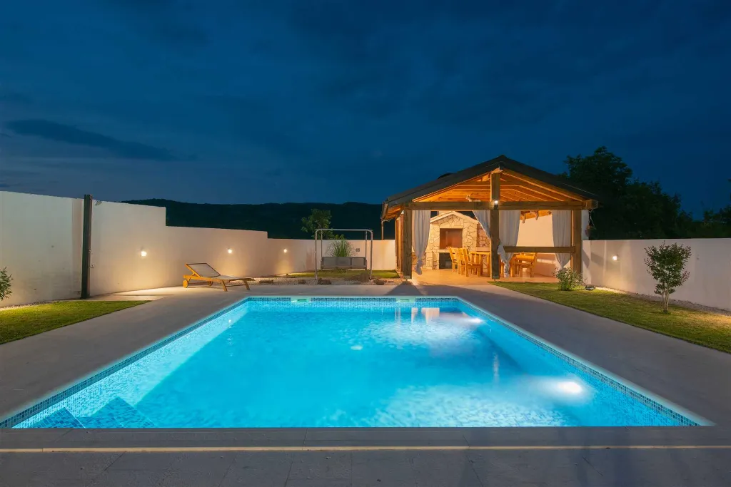 3-Bedroom Holiday House in Slivno with Private Pool