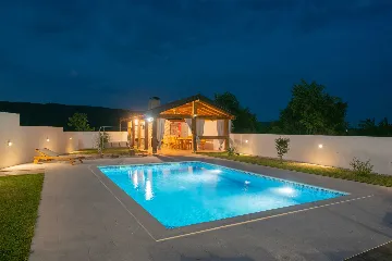 3-Bedroom Holiday House in Slivno with Private Pool