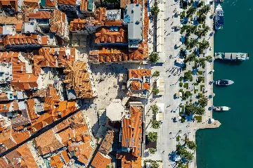 Srinjine Villa with Private Pool and Fitness Room