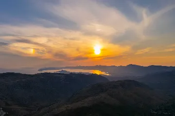 Srinjine Villa with Private Pool and Fitness Room