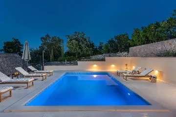 Šestanovac Villa with Heated Pool for 6 Guests