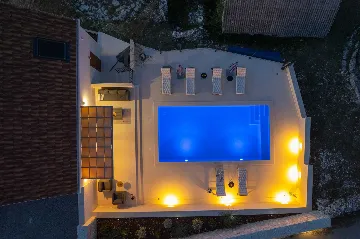 Šestanovac Villa with Heated Pool for 6 Guests