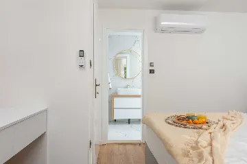 Šestanovac Villa with Heated Pool for 6 Guests