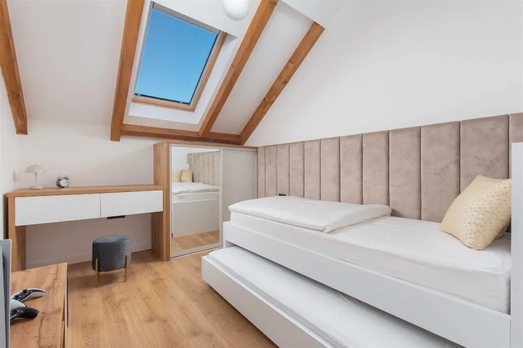 Šestanovac Villa with Heated Pool for 6 Guests