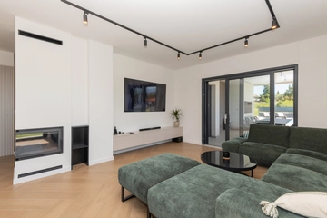 Lovrec Villa with Private Heated Pool and Jacuzzi