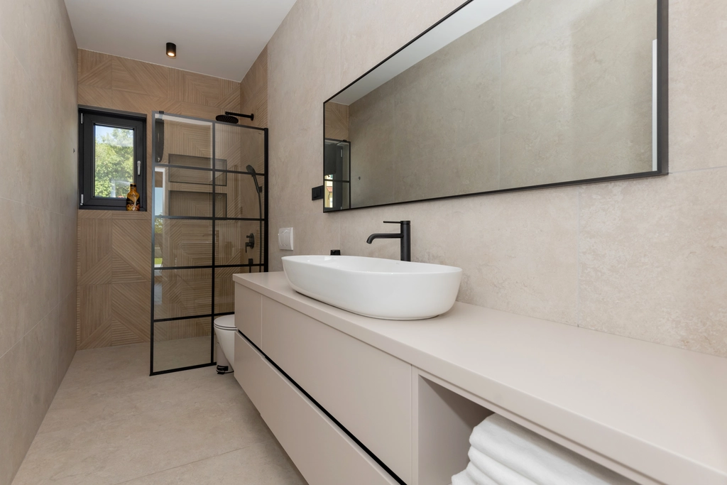 Lovrec Villa with Private Heated Pool and Jacuzzi