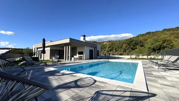 Lovrec Villa with Private Heated Pool and Jacuzzi