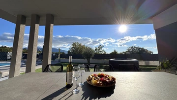 Lovrec Villa with Private Heated Pool and Jacuzzi