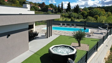 Lovrec Villa with Private Heated Pool and Jacuzzi