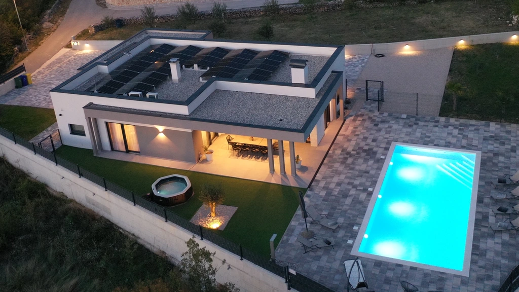 Lovrec Villa with Private Heated Pool and Jacuzzi