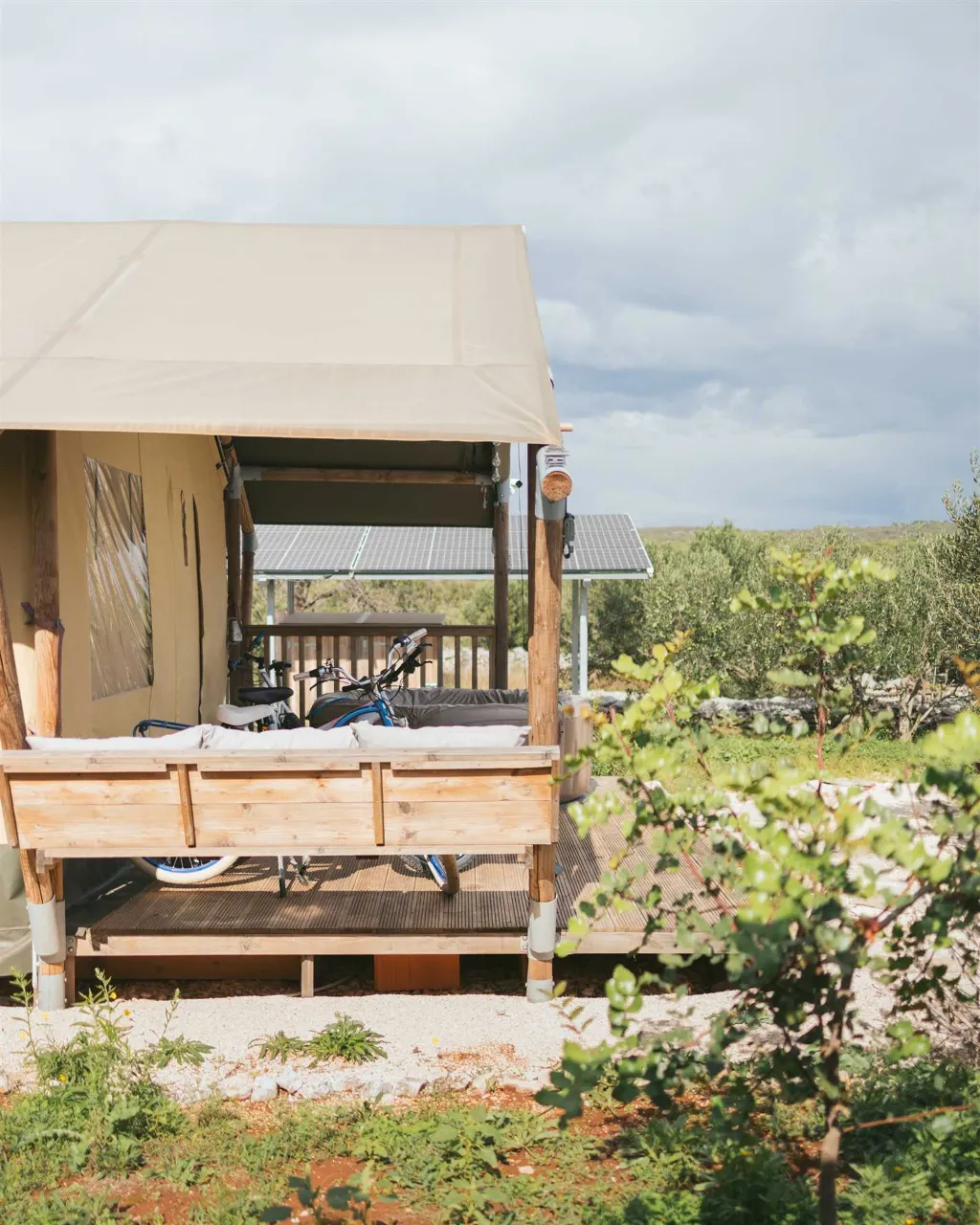 Glamping Tent with Private Hot Tub in Donje Selo