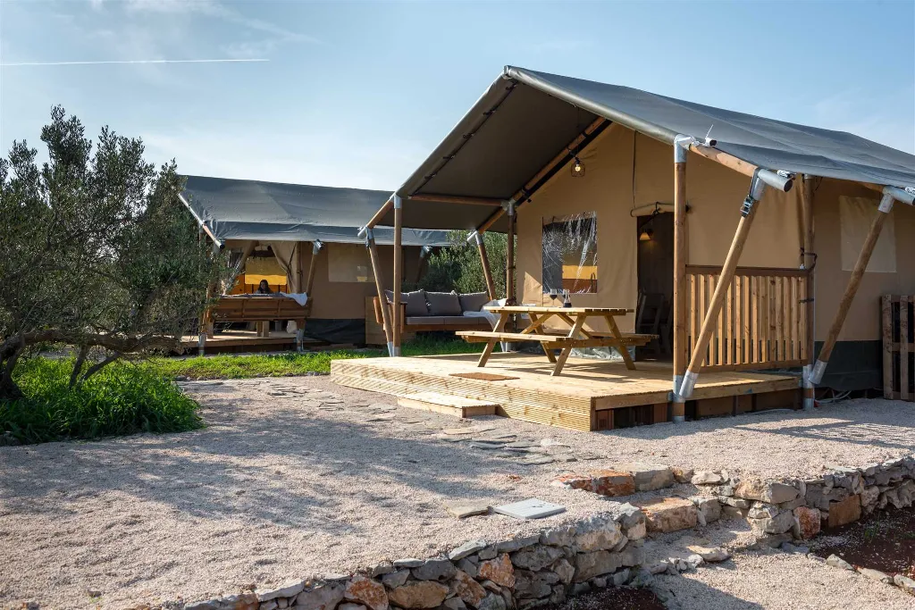 Glamping Tent with Private Hot Tub in Donje Selo