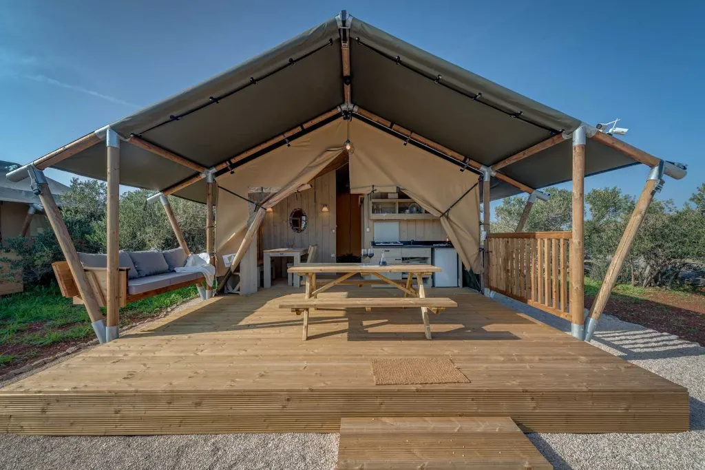 Glamping Tent in Donje Selo with Private Hot Tub