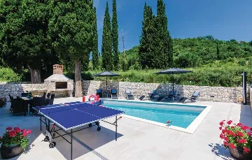 Zaton 4-Bedroom Holiday House with Sea View & Pool