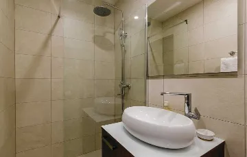 Zaton 4-Bedroom Holiday House with Sea View & Pool