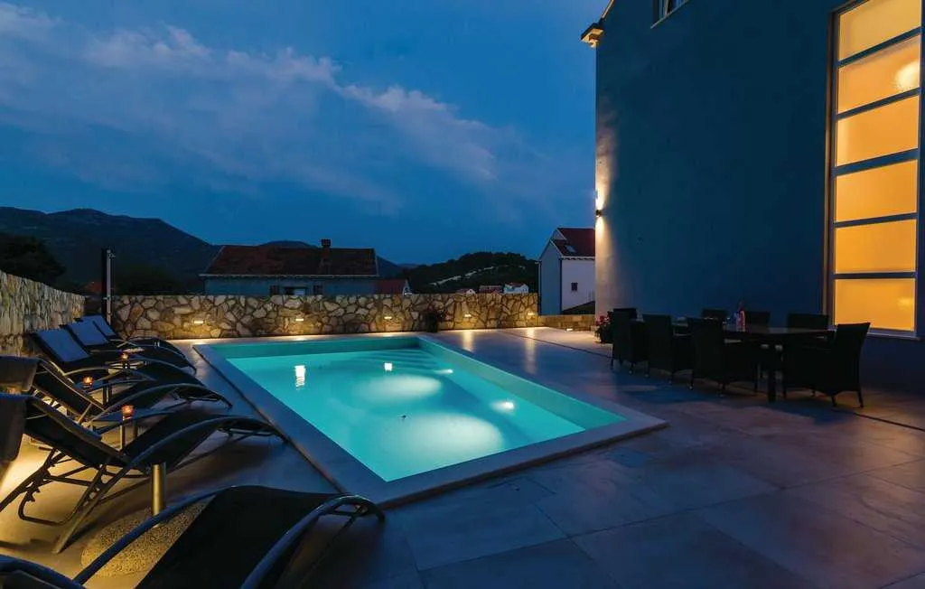 Zaton 4-Bedroom Holiday House with Sea View & Pool