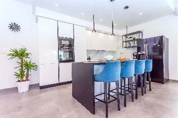 4-Bedroom Villa in Šestanovac with Heated Pool