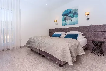 4-Bedroom Villa in Šestanovac with Heated Pool