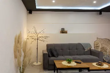 4-Bedroom Villa in Šestanovac with Heated Pool