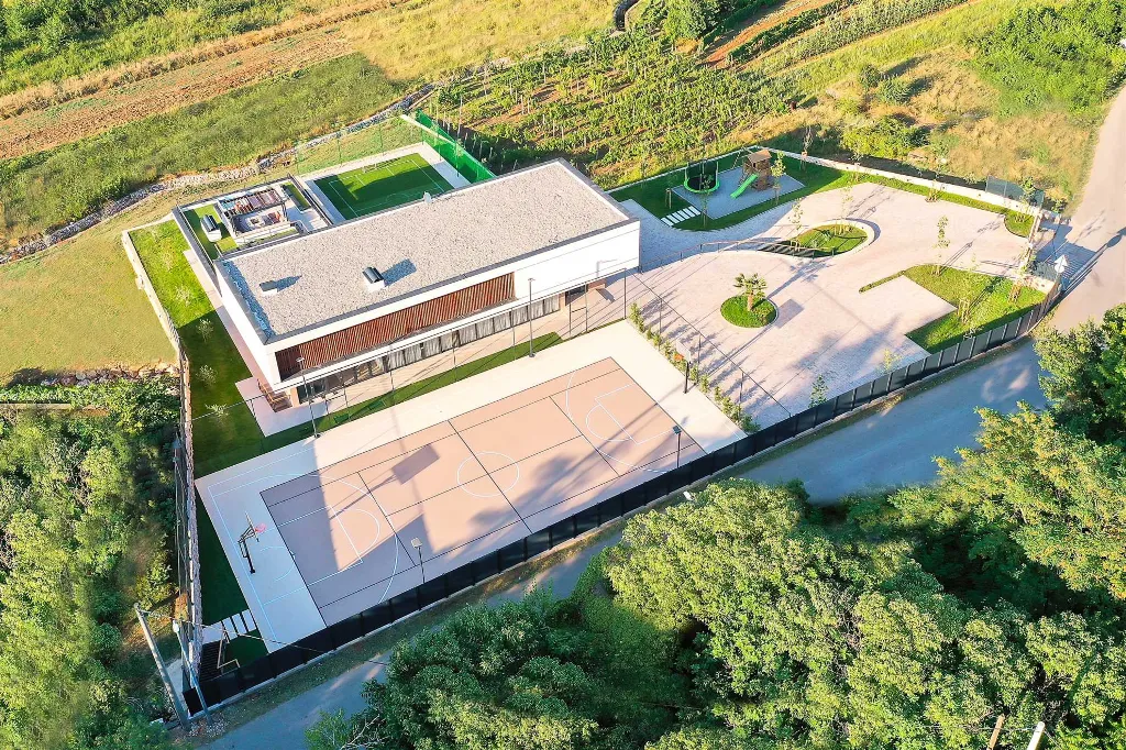 Heated Pool Villa in Grubine for Up to 20 Guests