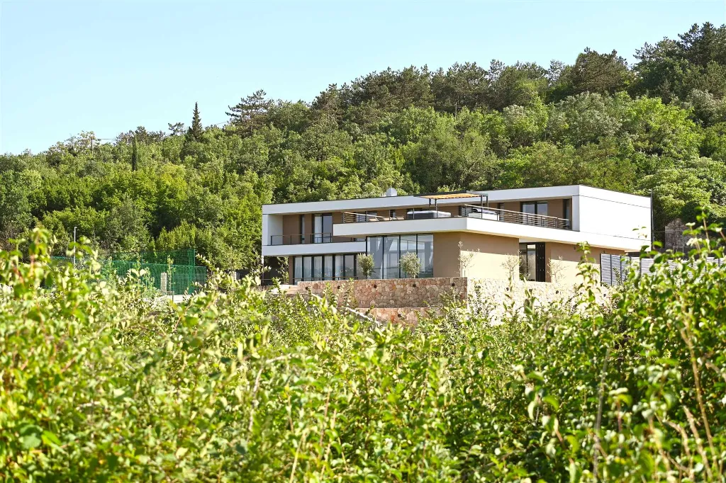 Heated Pool Villa in Grubine for Up to 20 Guests