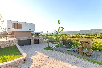 Heated Pool Villa in Grubine for Up to 20 Guests