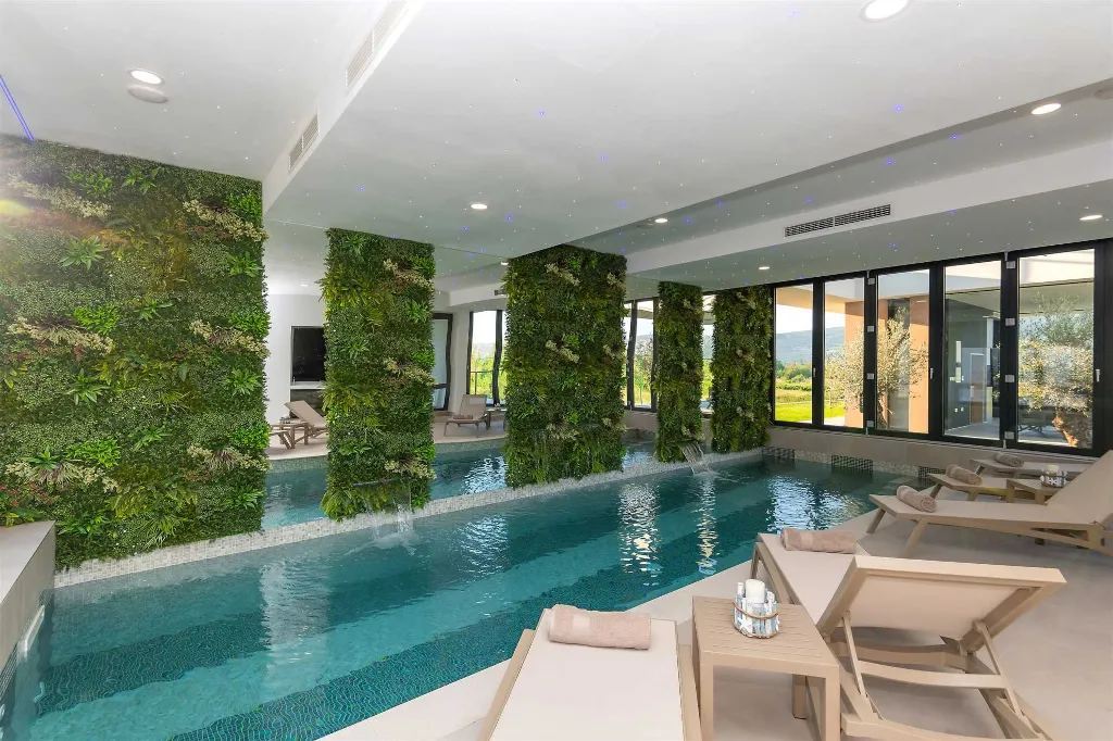Heated Pool Villa in Grubine for Up to 20 Guests