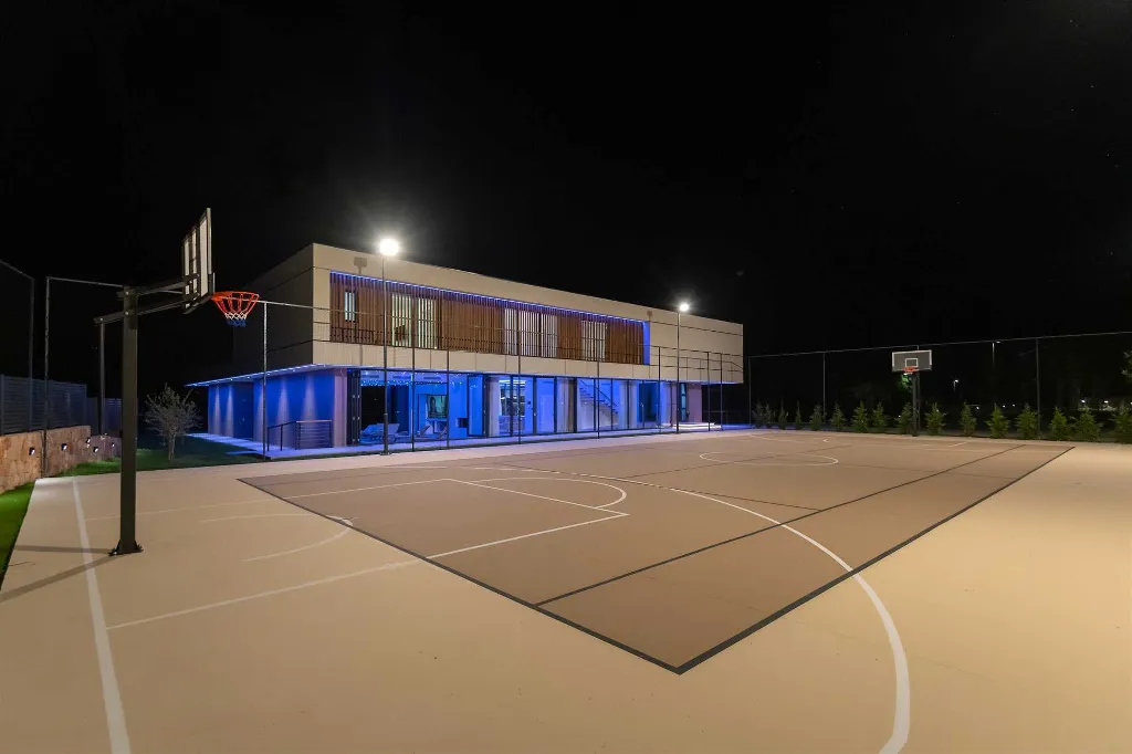 Heated Pool Villa in Grubine for Up to 20 Guests